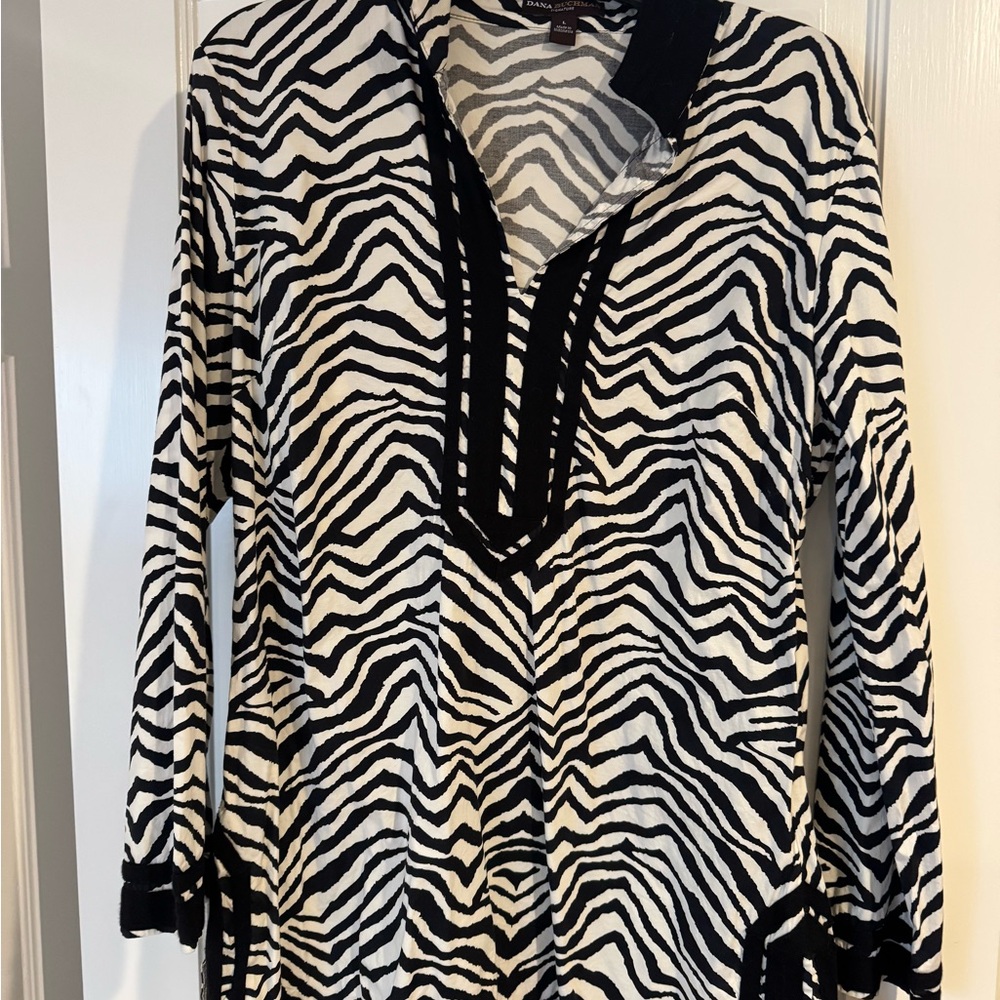 Dana Buchman Zebra Print Tunic Top